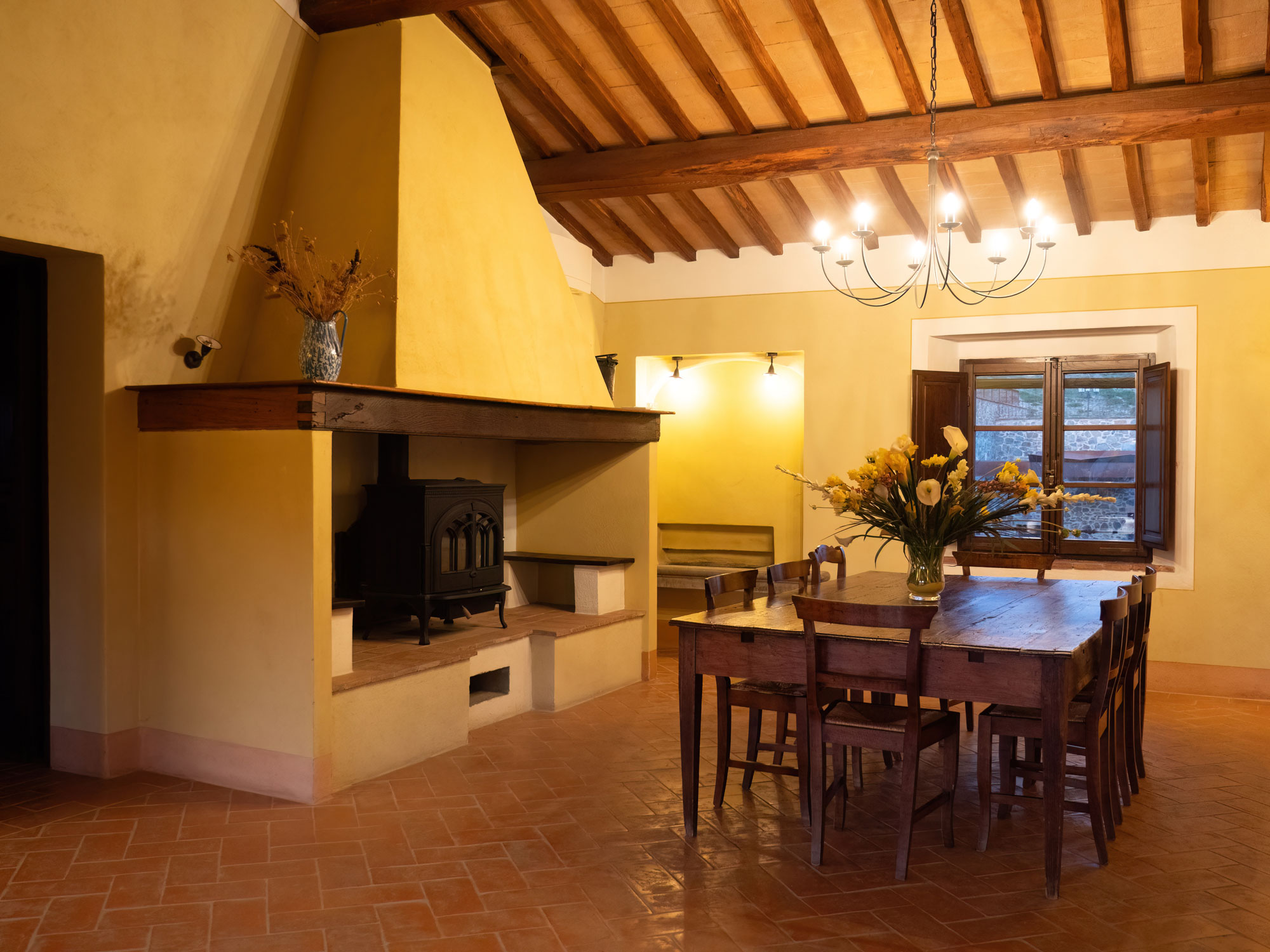 Suite Deluxe Cordella in Montalcino, prenota ora il tuo soggiorno indimenticabile al Cordella Winery Resorts, Piscina e Ristorante (1)